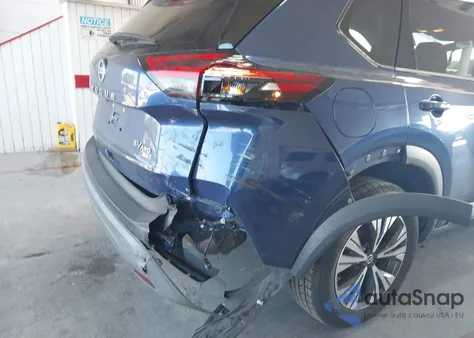 2021 Nissan Rogue Sv Intelligent Awd z USA, uszkodzony, nr VIN 5N1AT3BB8MC732615